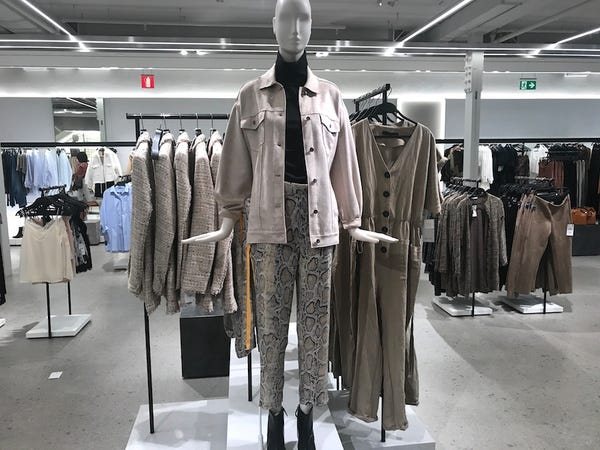 وظائف  سلسلة محلات ZARA العالمية