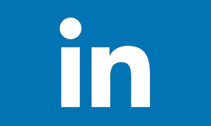 ما هو موقع LinkedIn؟ وكيف تبدأ رحلتك المهنية عبره؟