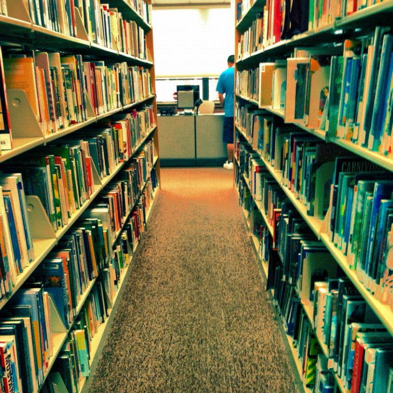 تعرف ان جوجل عملت كتب تقدر تتكلم معاها