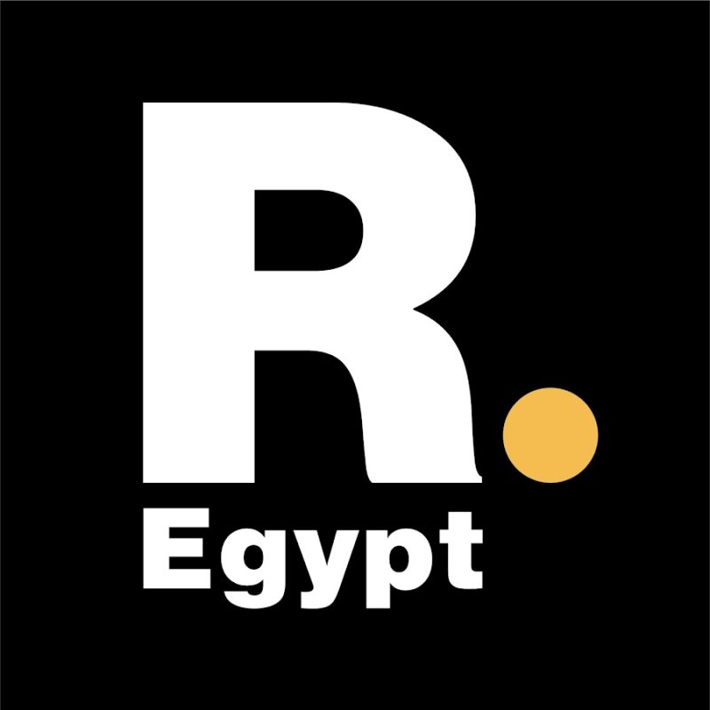 Receptionist -Reportage Egypt - STJEGYPT
