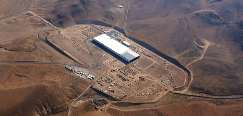 مصنع Tesla الجديد لإنتاج البطاريات أو الTesla Gigafactory - STJEGYPT